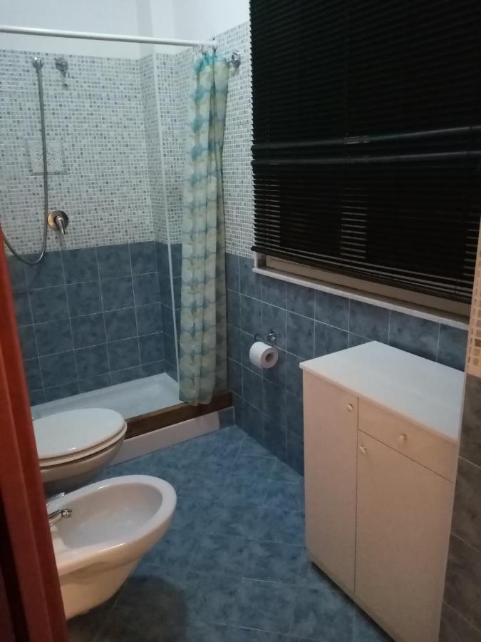Camera con bagno Messina Esterno foto